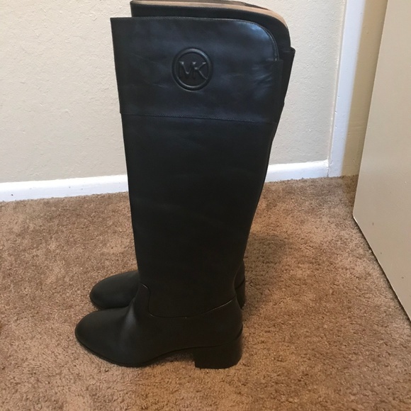 MICHAEL Michael Kors | Shoes | Dyln 
